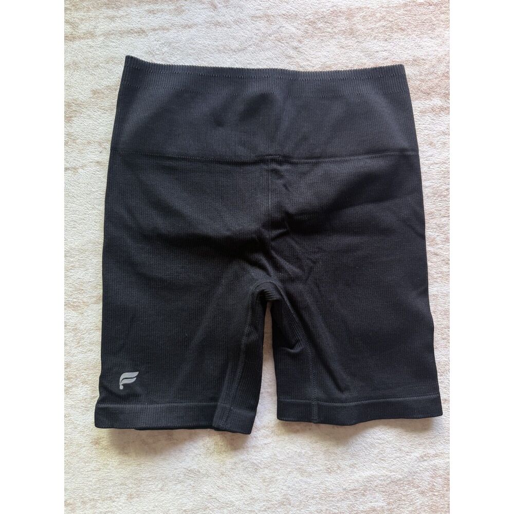 Fabletics High-Waisted Seamless Ribbed Biker Shorts Black Size S